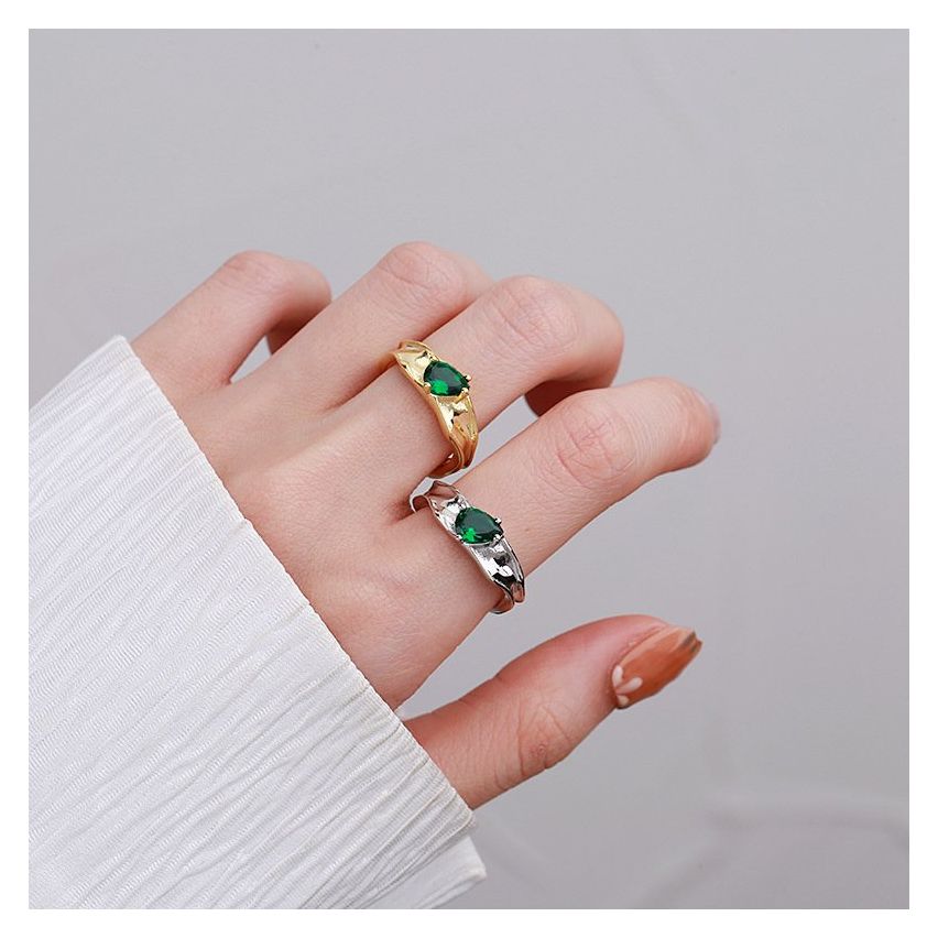 ESSENTIAL 925 Silver Zircon Texture Rings