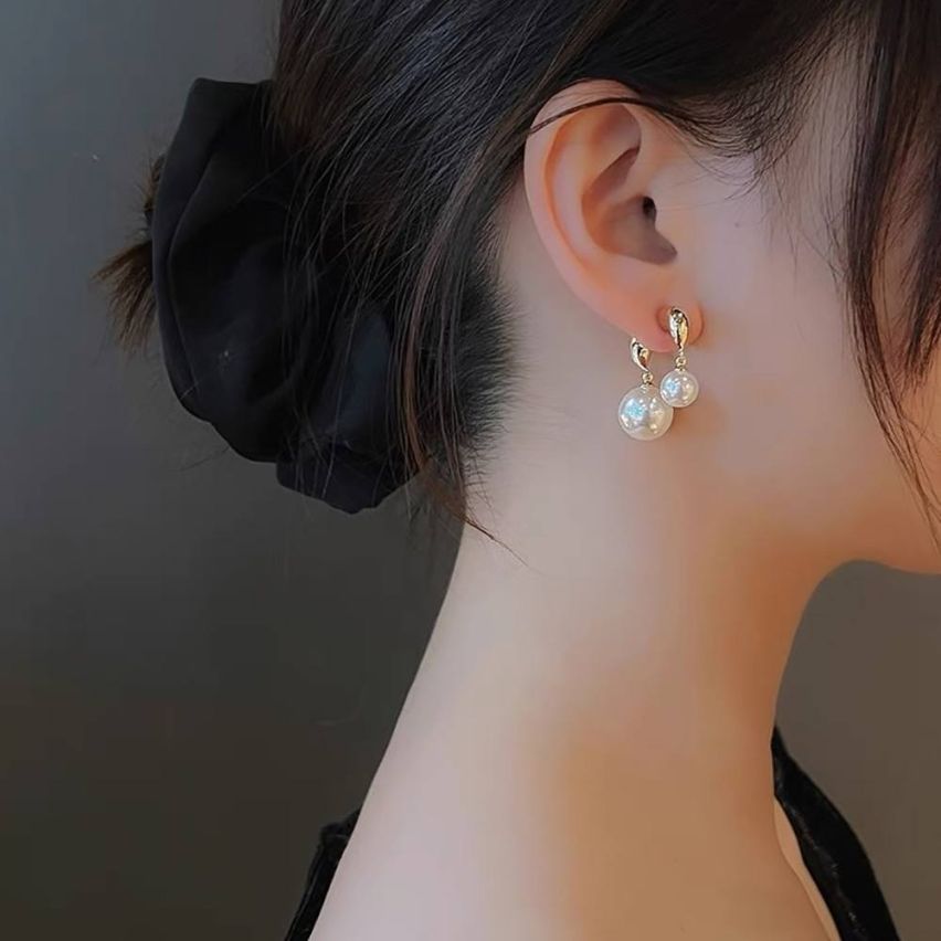 CLASSIC 925 Silver Artificial mother of pearl Pearls Earrings