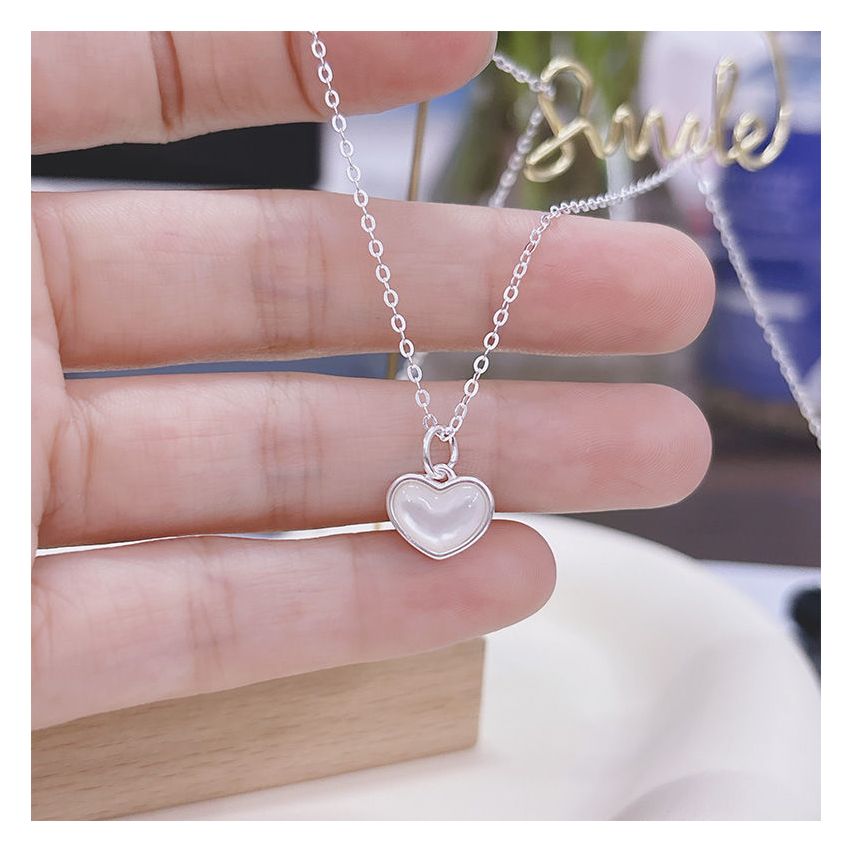 ESSENTIAL Rhodium Plating 925 Silver Mother of Pearl In love Pendants