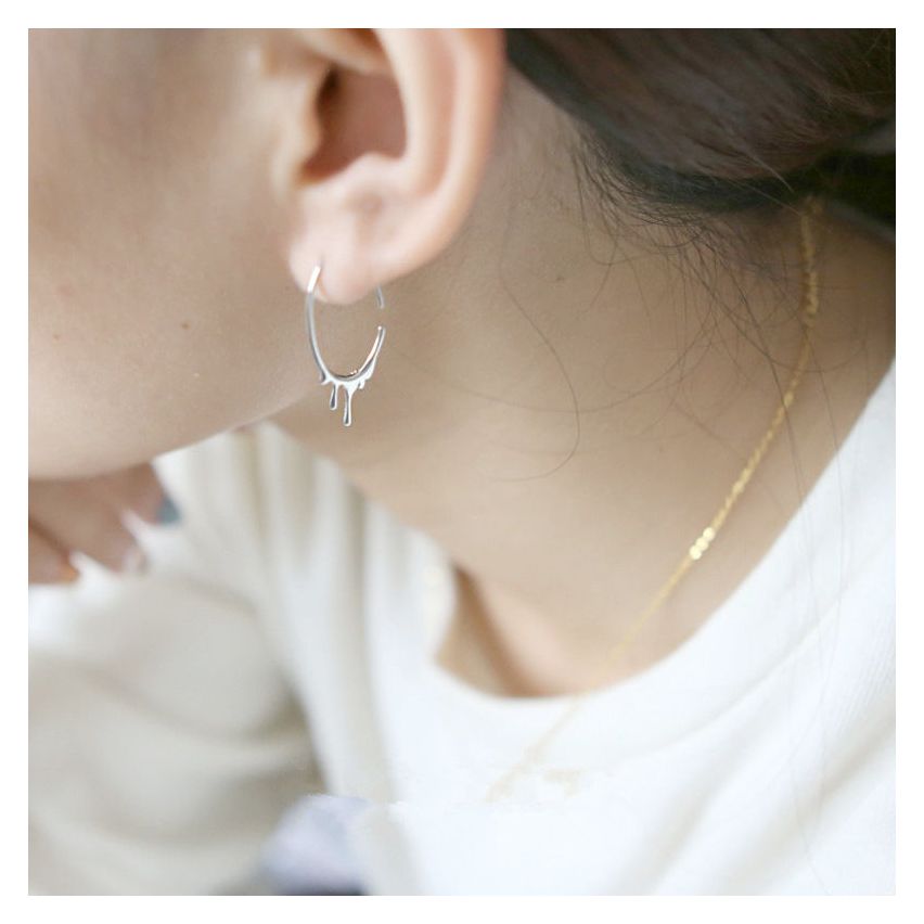 ESSENTIAL 925 Silver Hoop Earrings 