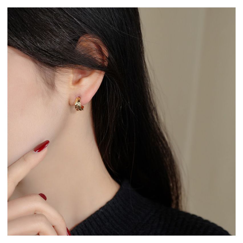 ESSENTIAL 925 Silver Minimalist Earrings