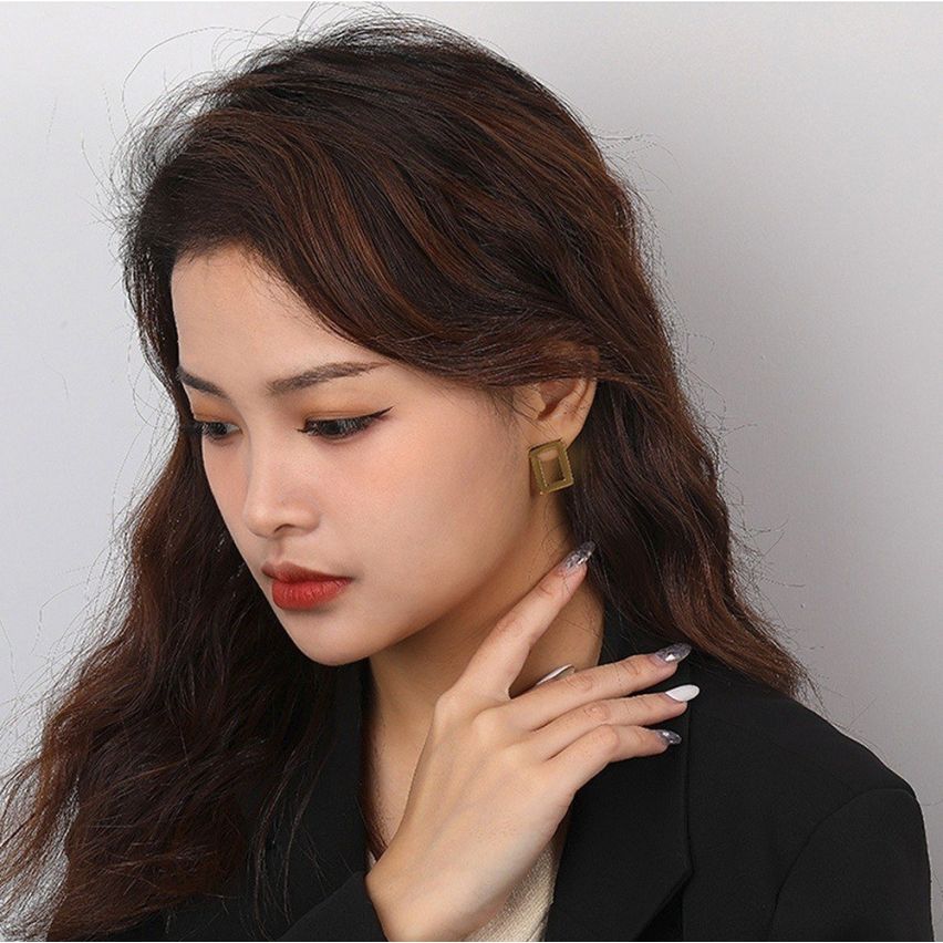 ESSENTIAL 925 Silver Smooth Earrings