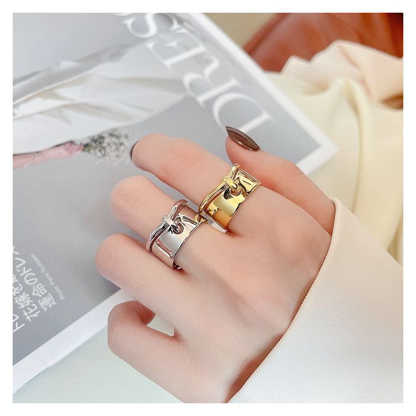 ESSENTIAL 925 Silver Smooth Rings