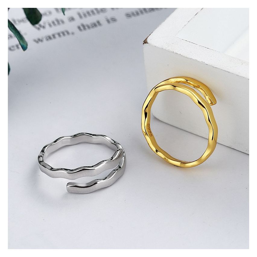 Minimalist Rings 