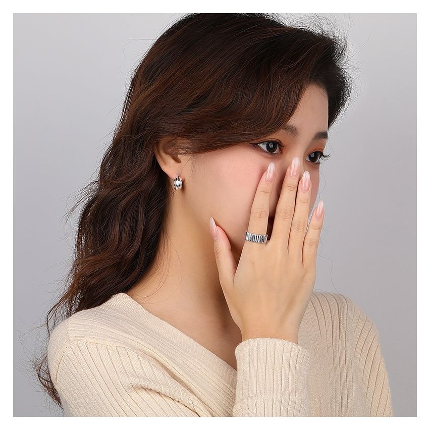 ESSENTIAL 925 Silver Texture Rings