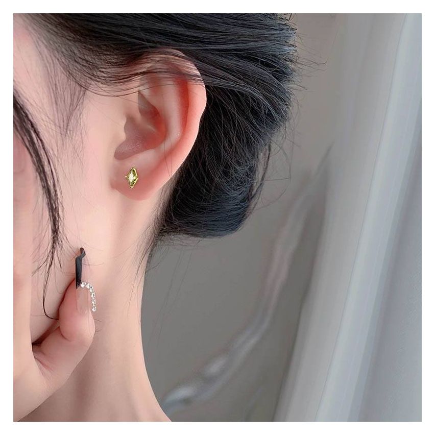 ESSENTIAL 999 Silver Zircon Minimalist Earrings