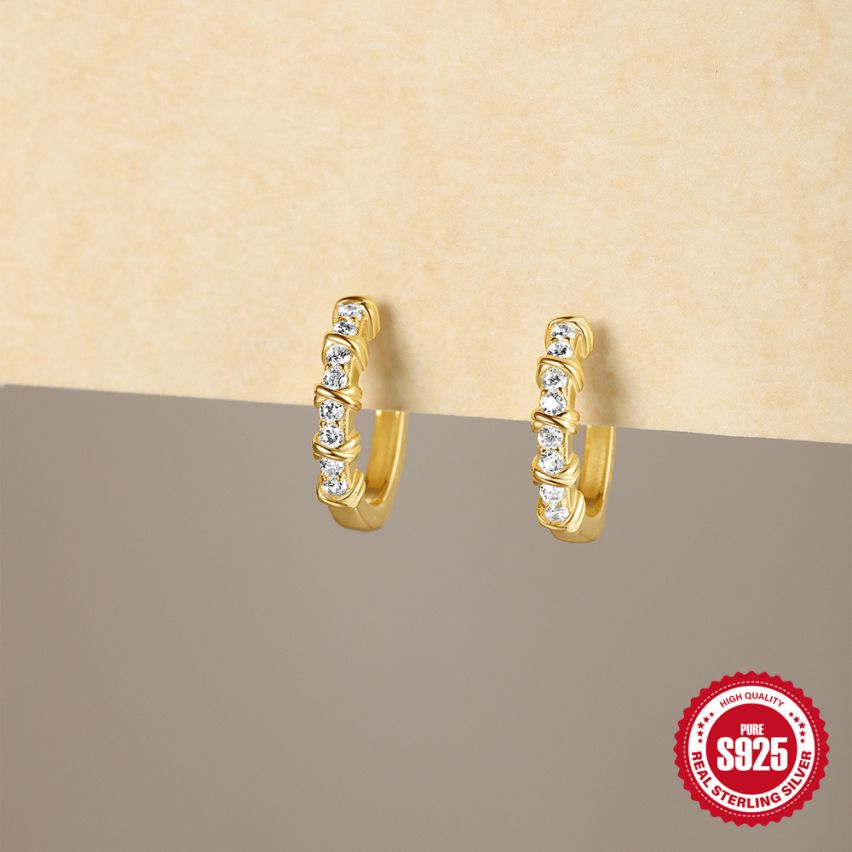 925 Silver 3 galvanization layers Gold Plating Zircon Minimalist Earrings 1.42g 9x2.2mm