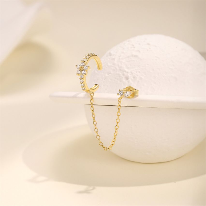 925 Silver 3 galvanization layers Zircon Minimalist Earrings 1.1g 9x5mm