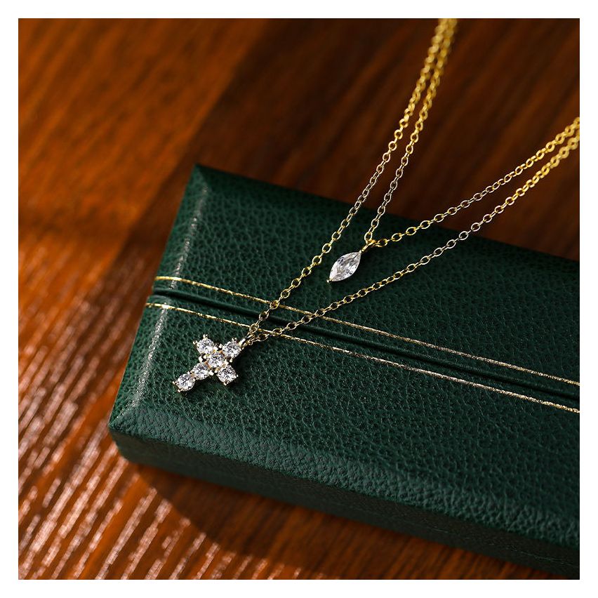 ESSENTIAL Gold 925 Silver Zircon Cross Pendants