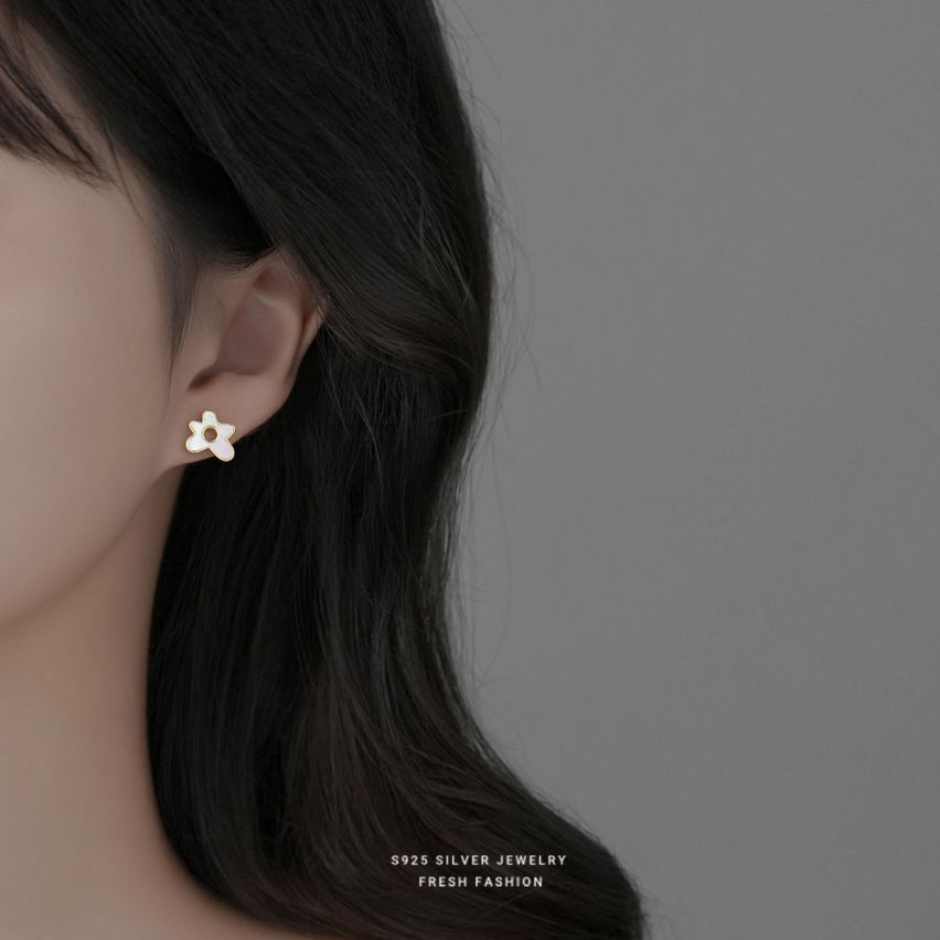 ESSENTIAL Gold Plating 925 Silver Mother of Pearl Stud Earrings