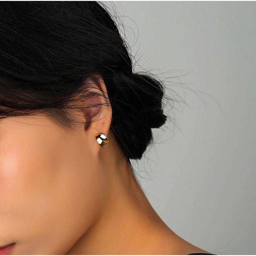 Gold Plating Smooth Earrings 2.23g 10.5x8mm