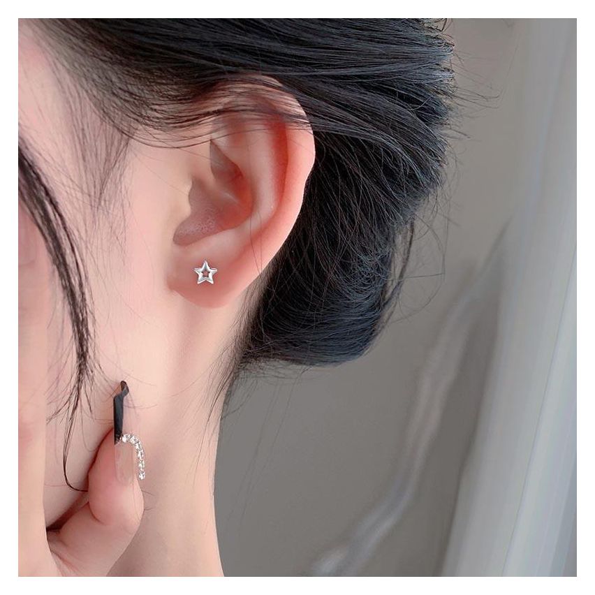 ESSENTIAL Silver Plate 999 Silver Stud Earrings